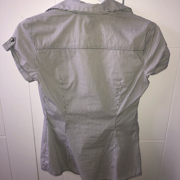 Stripped Short Sleeve Button Down Shirt - Picture 3 of 3